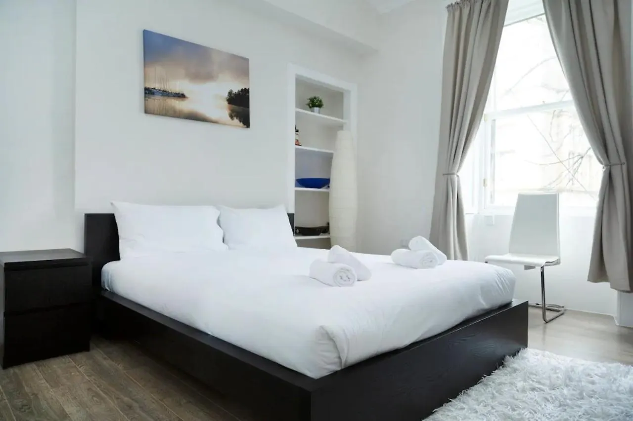 Bright 2 Bedroom Flat Next To Meadows Park Edinburgh United Kingdom